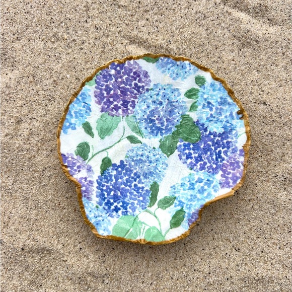 shell jewelry dish #1 - Picture 1 of 4
